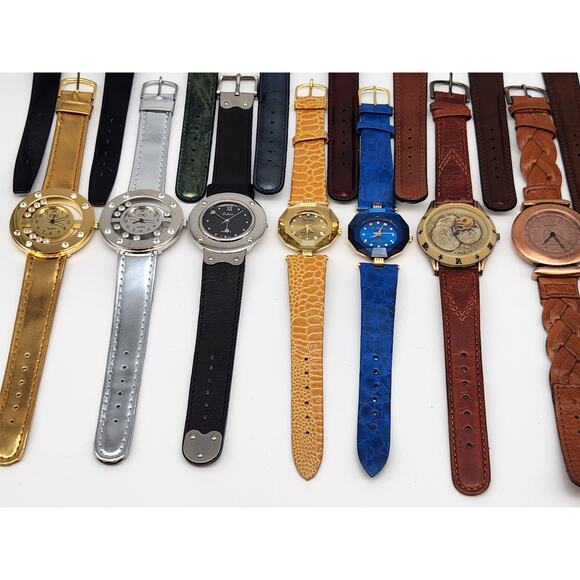 Lot Of 33 Assorted Womens Watches Vintage Modern - Tested Working main image 11